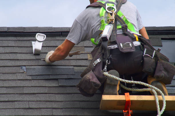 Quick and Trustworthy Emergency Roof Repair Services in Mayfair, CA